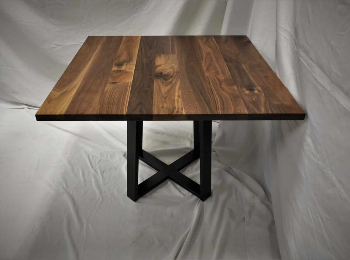 Carrara Pedestal Table - Image 3
